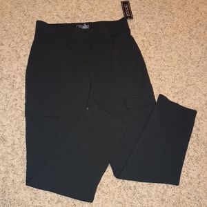 New York Clothing Co. Women's Black Elastic Waist Pull On Two Size Pocket Pants